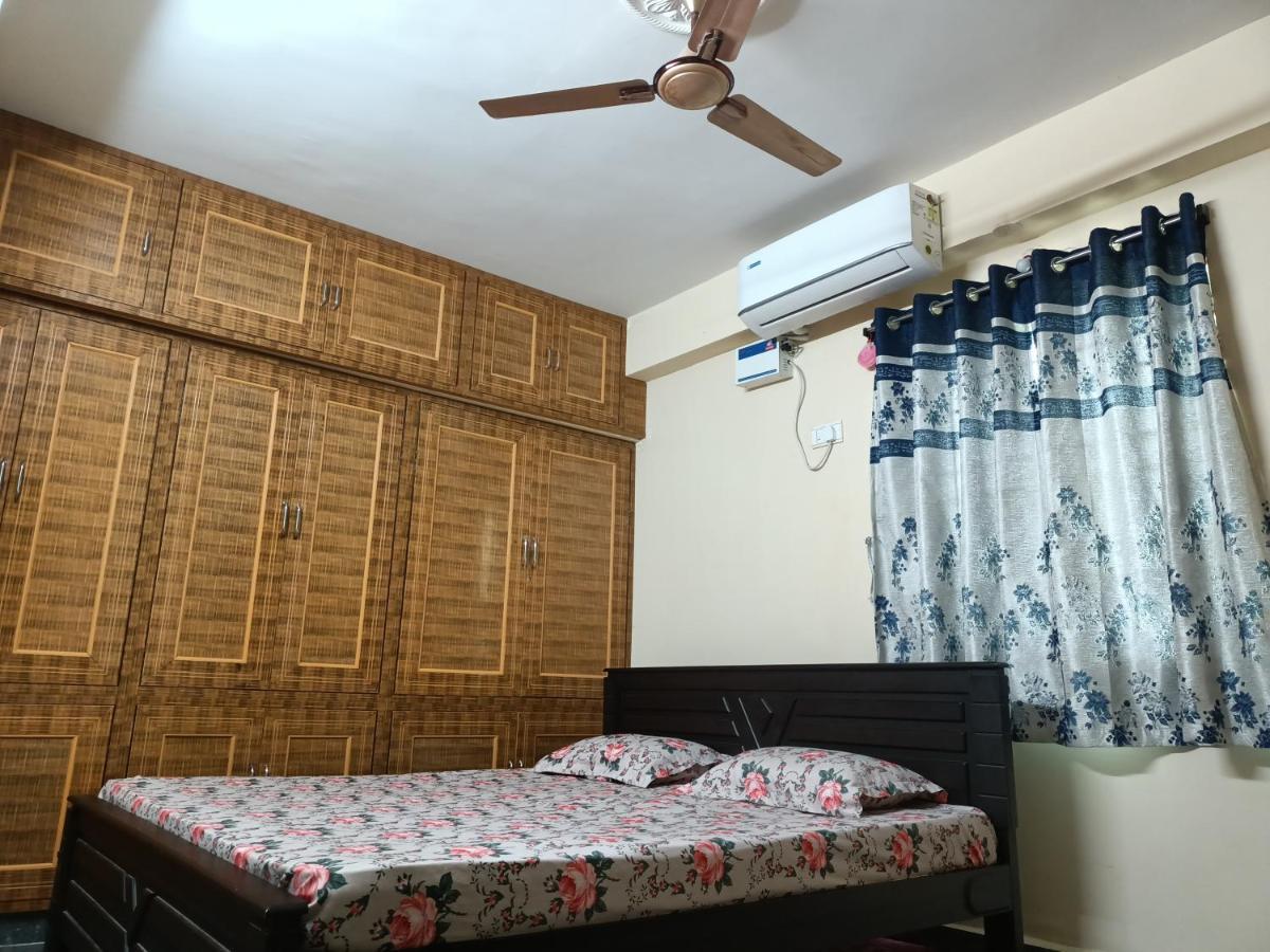 Advik Homestays ティルパティ エクステリア 写真